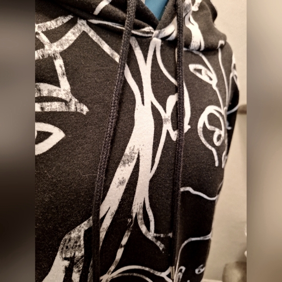 Forever 21 Hoodie - Picture 2 of 3